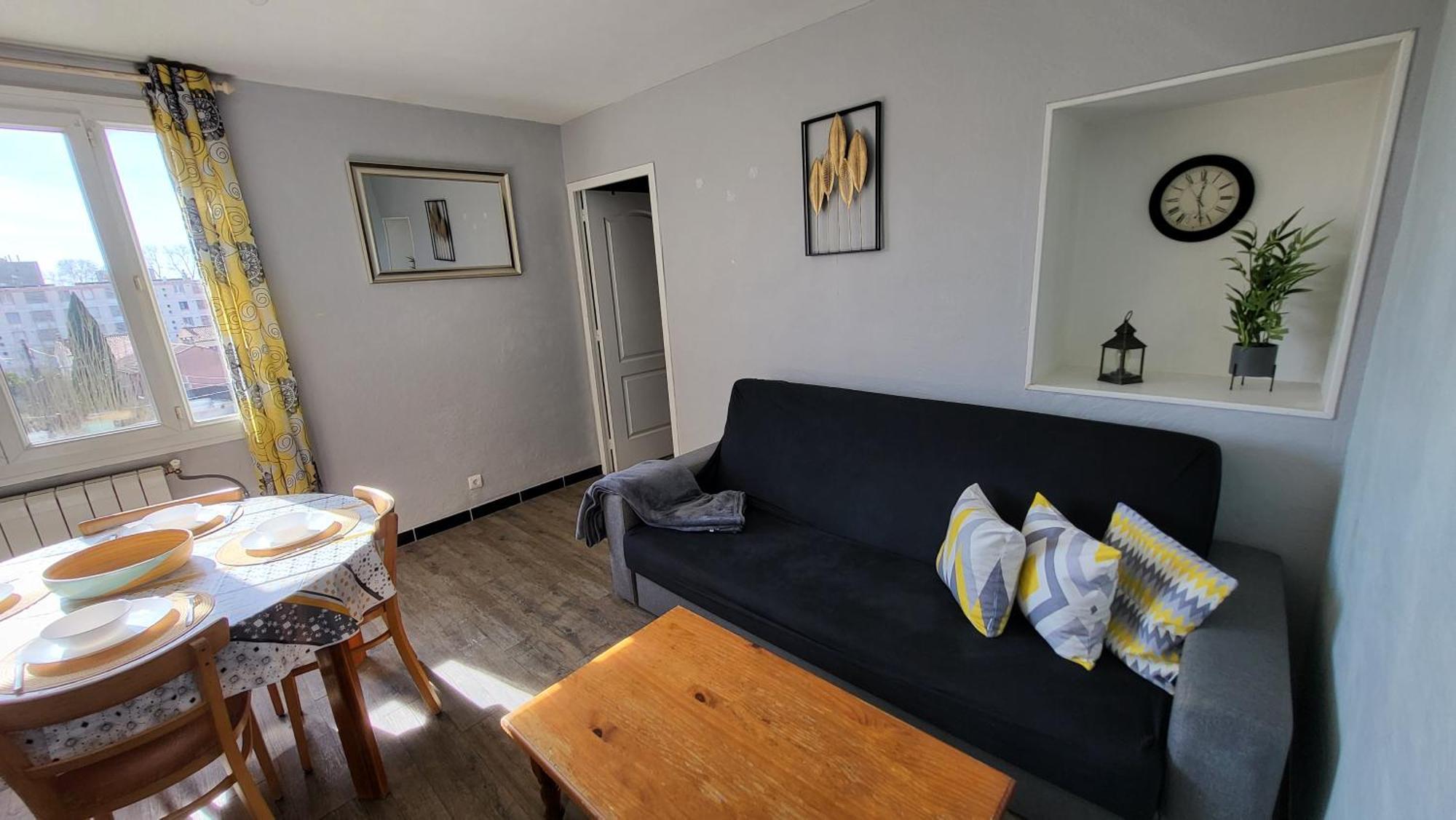 Les Tourterelles D'Avignon Apartment Luaran gambar